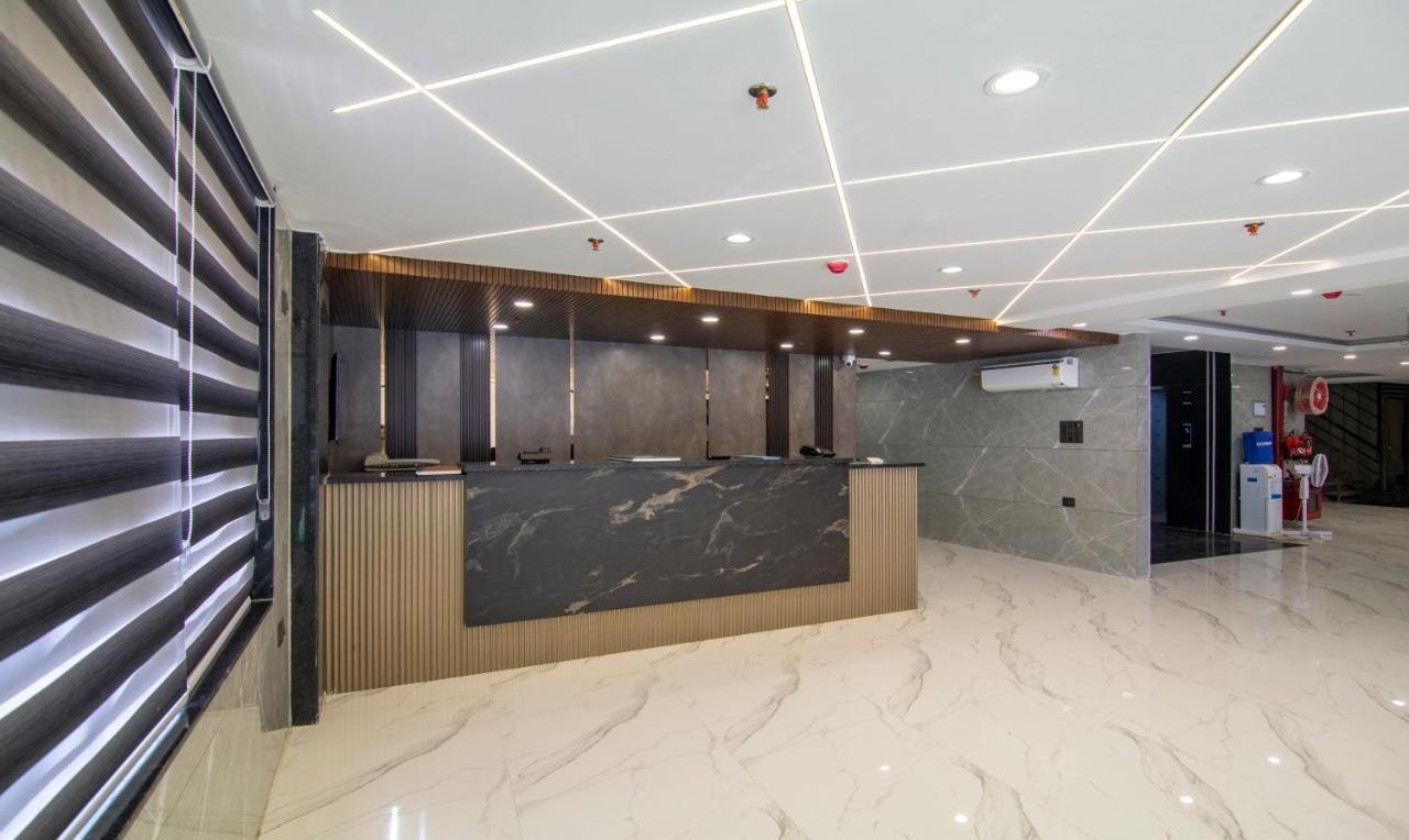Treebo Royal Comfort New Delhi Exterior foto