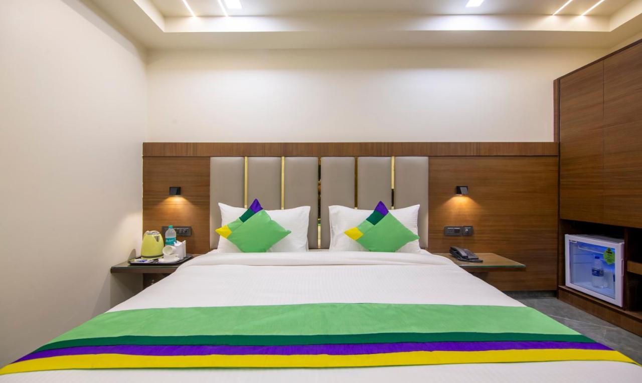 Treebo Royal Comfort New Delhi Exterior foto